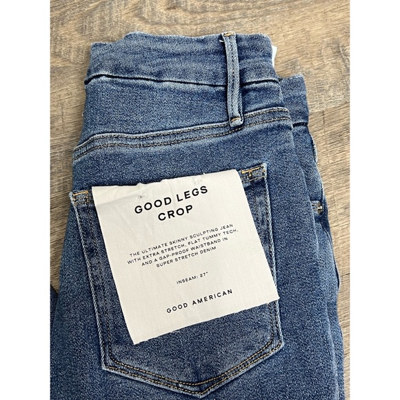 NEW Good American Good Legs Crop Jeans - Picture 5 of 5